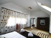Pensiunea Casa Senchea - accommodation in  Rucar - Bran, Piatra Craiului, Rasnov (16)