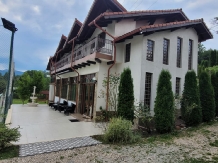 Pensiunea Green Zone - accommodation in  Valea Doftanei (20)