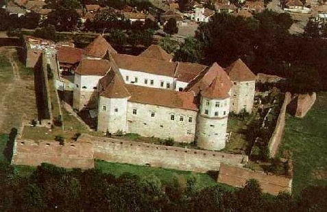Casa Muntelui Sambata - cazare Fagaras, Sambata (Activitati si imprejurimi) Casa Muntelui Sambata - cazare Fagaras, Sambata (Activitati si imprejurimi)