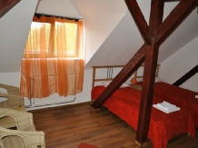 Conacul Bunicilor - accommodation in  Oltenia (11)