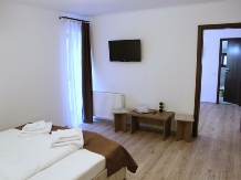 Pensiunea Argesu - accommodation in  Prahova Valley (20)