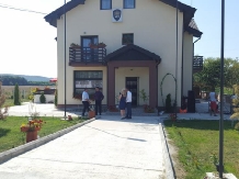Pensiunea Eduard - accommodation in  Moldova (03)