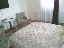 Pensiunea Cetate - accommodation in  Transylvania (05)