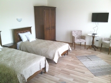 Pensiunea Cetate - accommodation in  Transylvania (06)