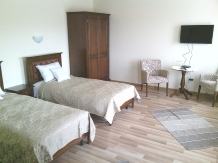 Pensiunea Cetate - accommodation in  Transylvania (06)