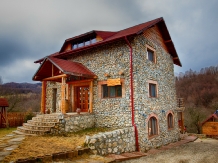 Casa din piatra-Casuta din Poiana-Hobbit - alloggio in  Nord Oltenia (74)