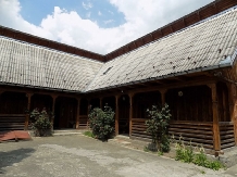 Pensiunea La Ursanu - accommodation in  Maramures Country (01)