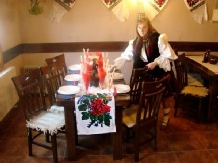 Pensiunea La Ursanu - cazare Tara Maramuresului (07)