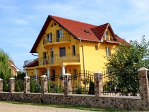 Casa Flora - cazare Baile Felix (02)