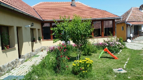 Pensiunea Ana Dragusana - accommodation in  Fagaras and nearby, Sambata (Surrounding)