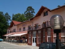 LapePensiunea Dumbrava - accommodation in  Transylvania (08)