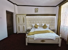 Pensiunea Sibiana - accommodation in  Transylvania (03)