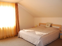 Pensiunea Ambra - accommodation in  Transylvania (08)