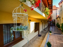 Pensiunea Rosen Villa - accommodation in  Transylvania (05)