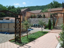 Pensiunea Dunavis - accommodation in  Danube Boilers and Gorge, Clisura Dunarii (01)