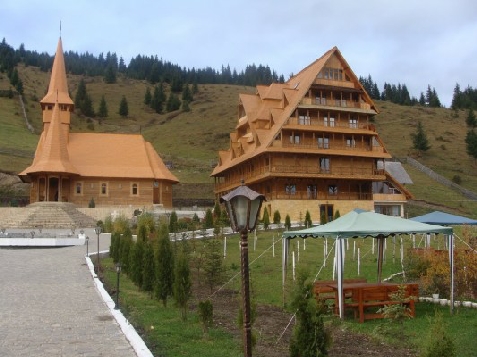 Pensiunea Roua Diminetilor - accommodation in  Vatra Dornei, Bucovina (Surrounding)