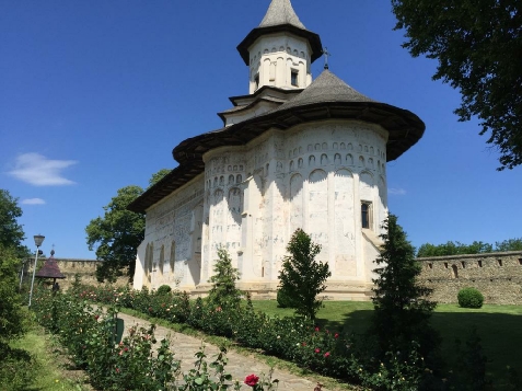 Pensiunea La Conac in Bucovina - alloggio in  Gura Humorului, Voronet, Bucovina (Attivit&agrave; e i dintorni)