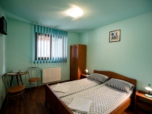 Pensiunea Flori Sibiel - accommodation in  Sibiu Surroundings (16)