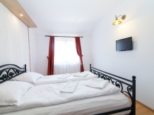 Pensiunea Marea Alpina - accommodation in  Maramures Country (34)