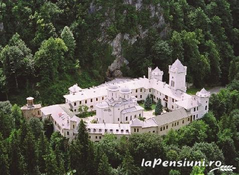 Pensiunea Campia Soarelui - alloggio in  Oltenia (Attivit&agrave; e i dintorni)