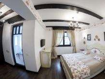 Conacu Boierului - accommodation in  Oltenia (10)