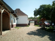 Casa din Barcut - accommodation in  Fagaras and nearby (03)