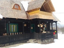 Casuta Bunicilor Breb - accommodation in  Maramures Country (04)