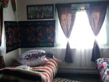 Casuta Bunicilor Breb - accommodation in  Maramures Country (05)