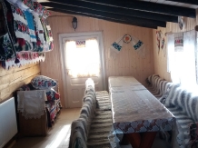 Casuta Bunicilor Breb - accommodation in  Maramures Country (07)