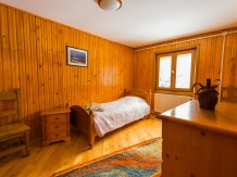Mosia Vanatorului - accommodation in  Brasov Depression (10)