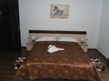 Casa de pe deal - accommodation in  Rucar - Bran, Moeciu, Bran (23)