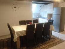 Casa de pe deal - cazare Rucar - Bran, Moeciu, Bran (42)