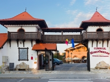 Conacul Maria Theresa - accommodation in  Sibiu Surroundings (01)