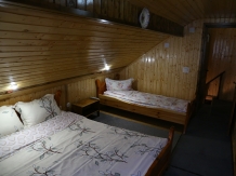 La Izvor Sacaramb - accommodation in  Transylvania (25)