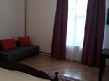 Casa La Conac - accommodation in  Slanic Moldova (11)