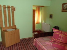 Pensiunea Meledic - accommodation in  Muntenia (03)