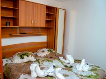 Pensiunea Casa Apostu - accommodation in  Oltenia (08)