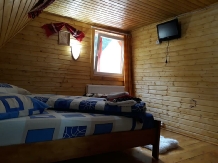 Cabana Brazilor - accommodation in  Apuseni Mountains, Motilor Country, Arieseni (06)