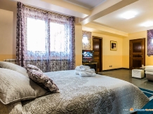 Liberty Rooms - accommodation in  Fagaras and nearby (04)