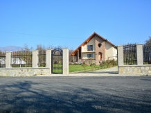 Casa Iulia - alloggio in  Valea Oltului (03)