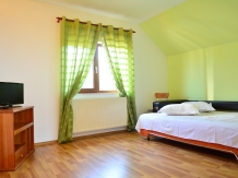 Casa Iulia - accommodation in  Olt Valley (05)