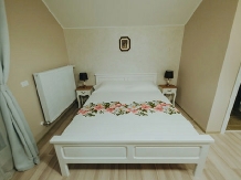 Pensiunea La Livada - accommodation in  Oltenia (03)