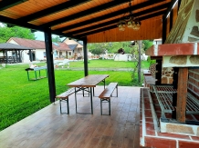 Pensiunea La Livada - accommodation in  Oltenia (27)