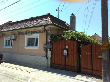 Hostel Pascalis - alloggio in  Crisana (01)