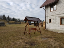 Cabana Poiana Dealul Frumos - accommodation in  Apuseni Mountains, Motilor Country, Arieseni (02)