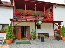 Casa Broscuta - accommodation in  Olt Valley, Horezu (01)