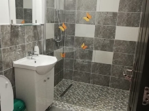 Casa Broscuta - cazare Valea Oltului, Horezu (18)