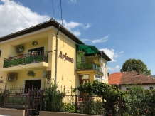 Vila Arjana - accommodation in  Danube Boilers and Gorge, Clisura Dunarii (01)
