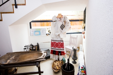 Casa Baimareana - cazare Tara Maramuresului (Activitati si imprejurimi) Casa Baimareana - cazare Tara Maramuresului (Activitati si imprejurimi)
