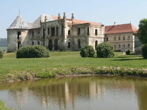 Pensiunea Morarita - cazare Transilvania (Activitati si imprejurimi) Pensiunea Morarita - cazare Transilvania (Activitati si imprejurimi)